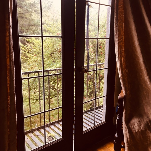 Meet the Posher - Picture 5 of 6